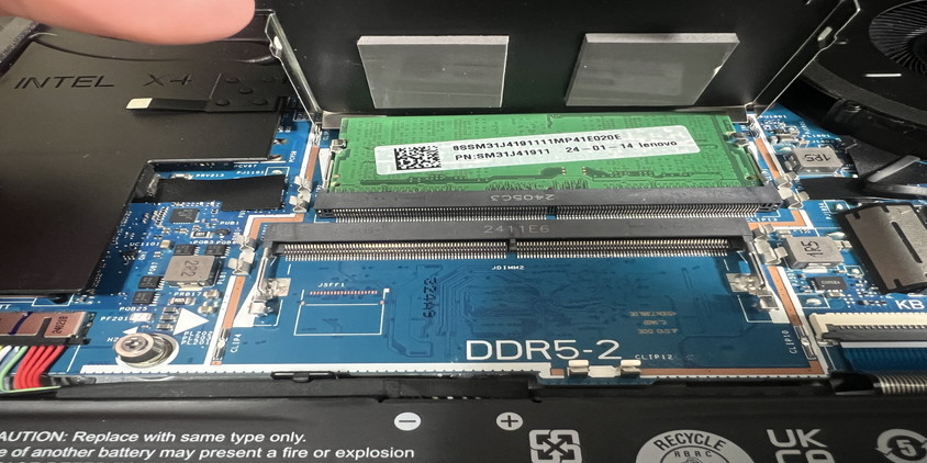 lenovo loq 15irx9 ssd 増設
