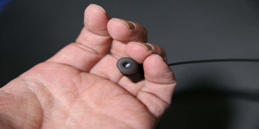 セミワイヤレスピヤホン2 レビュー