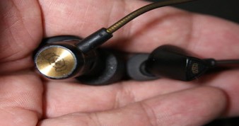 セミワイヤレスピヤホン2 レビュー