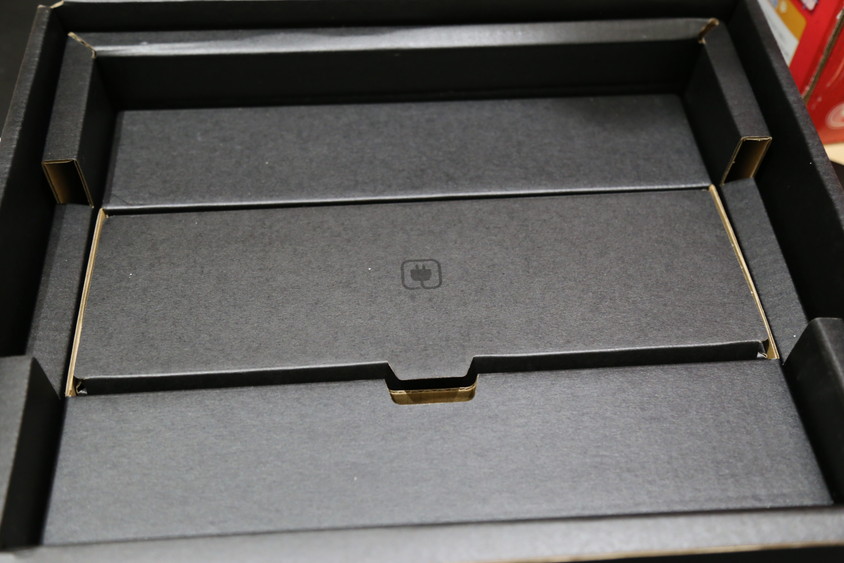 ガジェット大魔王2ーAlienware x14 R2 レビュー